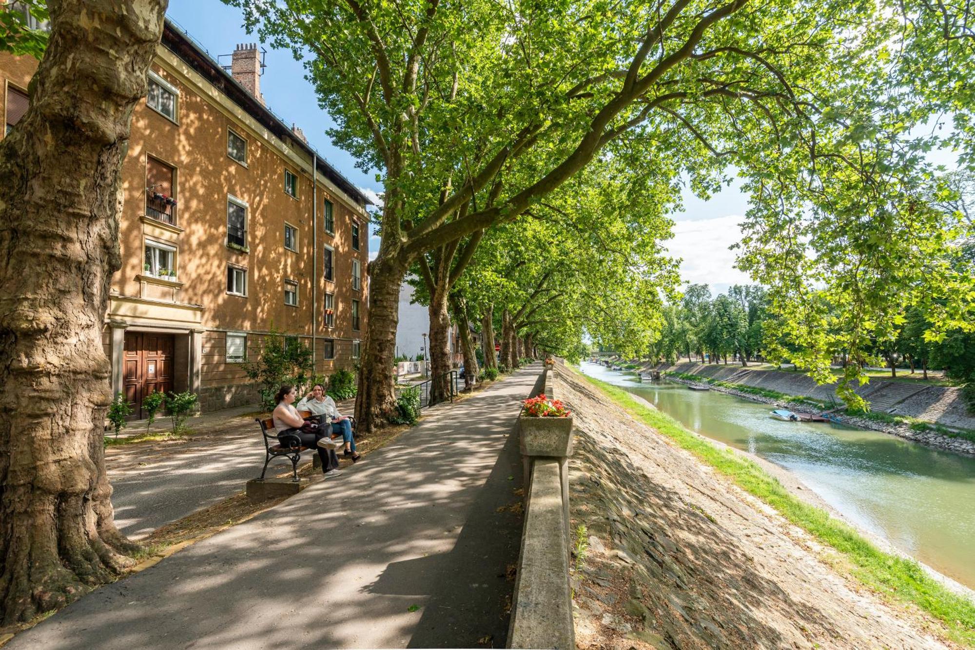 Riverside Apartment No2 Esztergom Luaran gambar